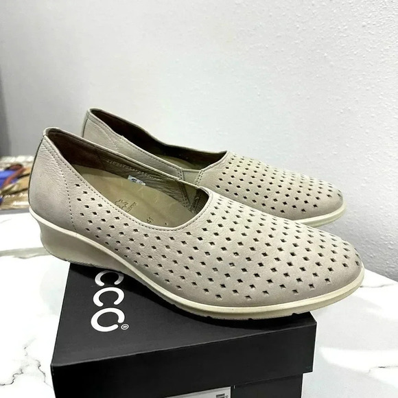 Ecco Felicia Comfort Shoes - Picture 1 of 6